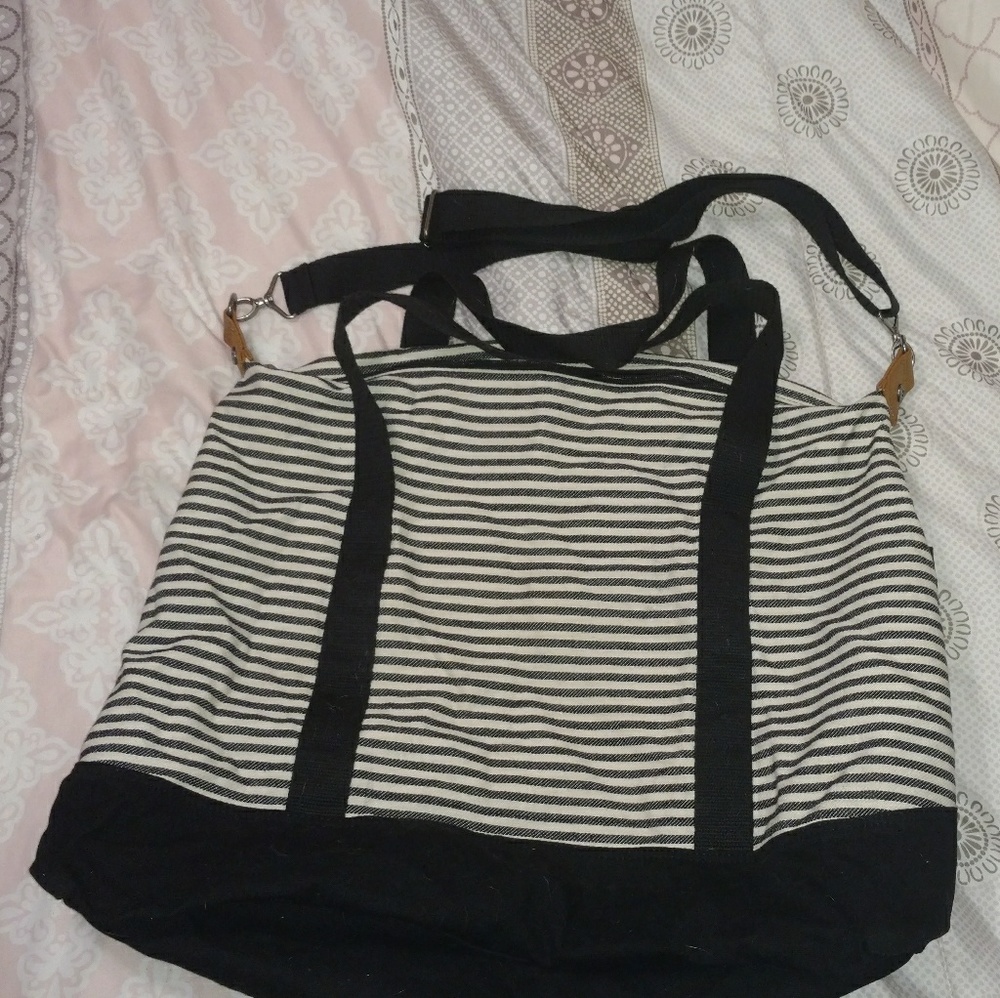Retro Metro Weekender Bag